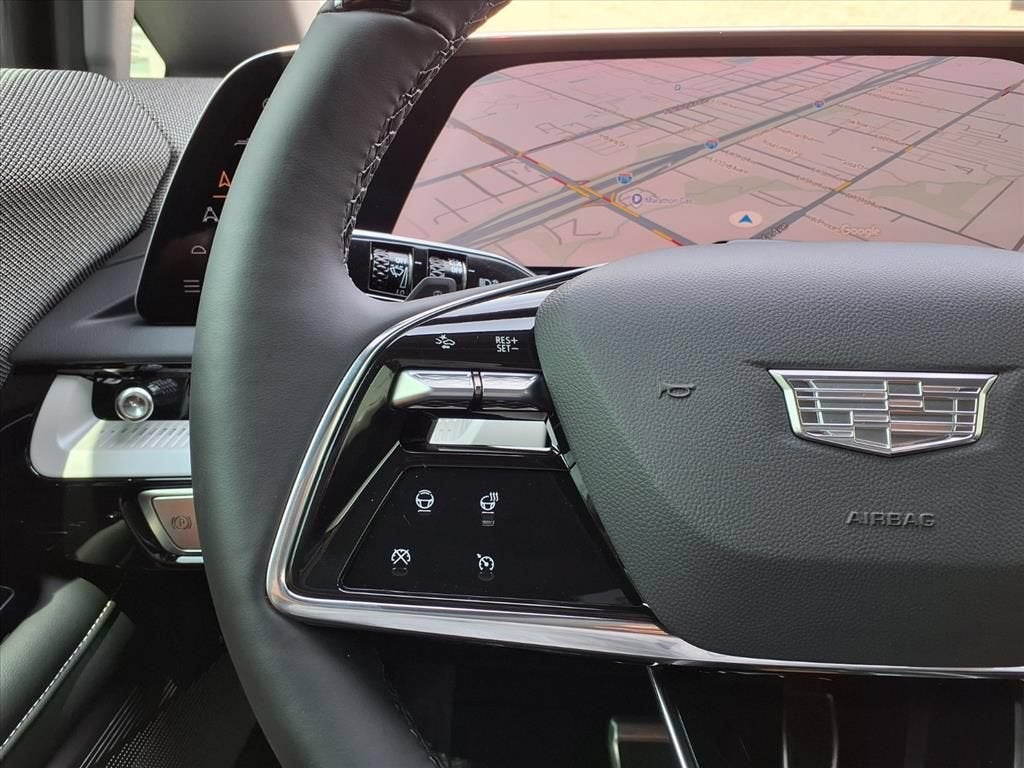 2027 Cadillac OPTIQ Sport - Photo 17