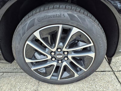 2027 Cadillac OPTIQ Sport