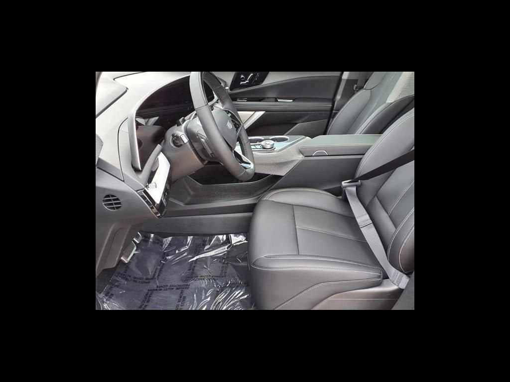 2027 Cadillac OPTIQ Sport