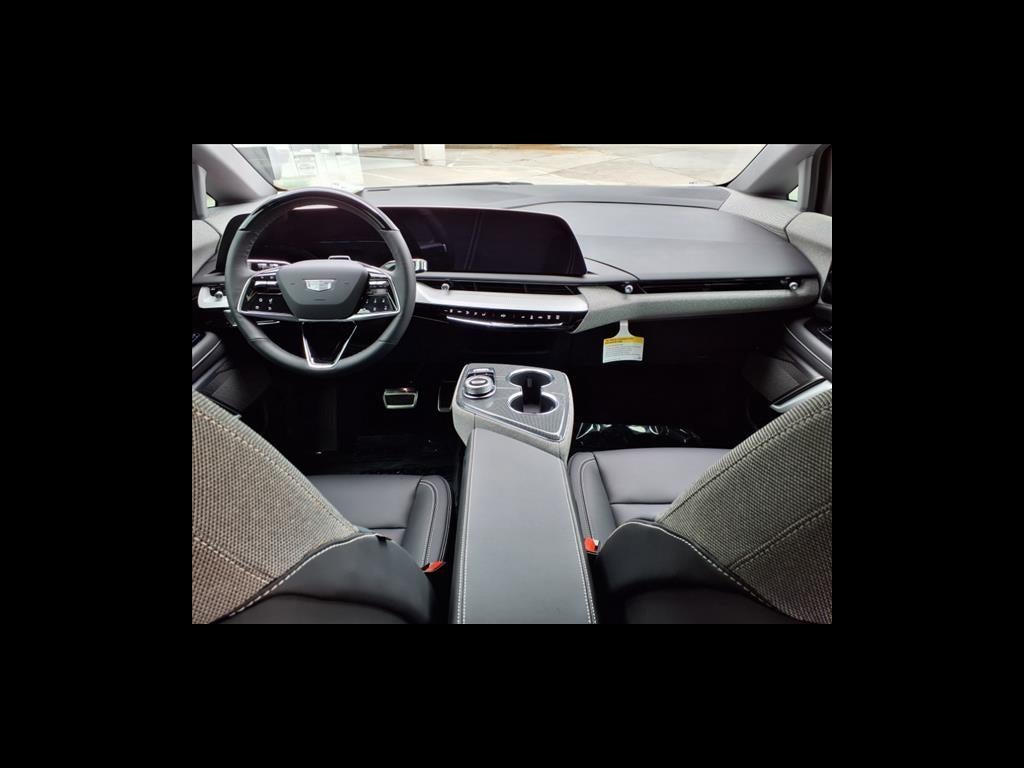 2025 Cadillac OPTIQ Sport 1