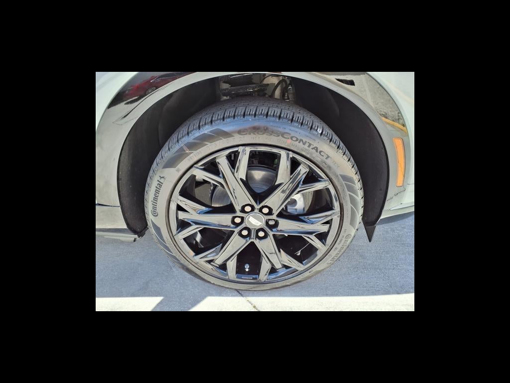 2025 Cadillac OPTIQ Sport 1