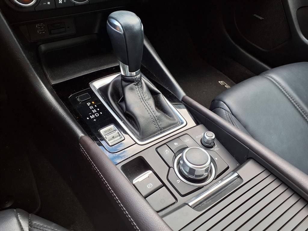 2018 Mazda Mazda3 5-Door Touring