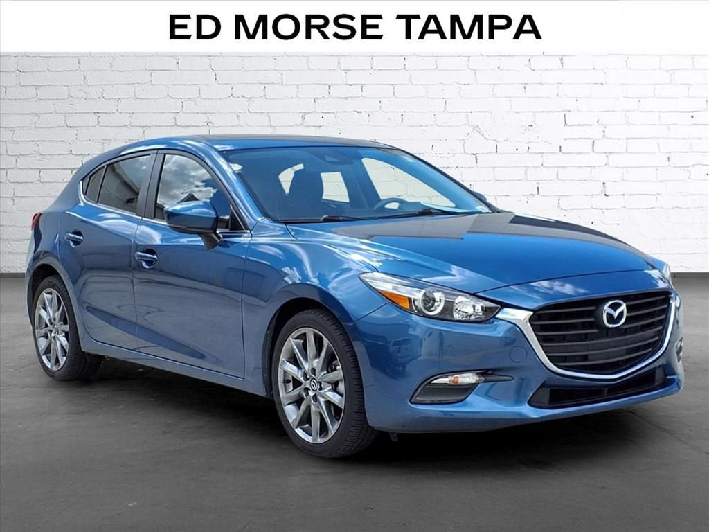 2018 Mazda Mazda3 5-Door Touring