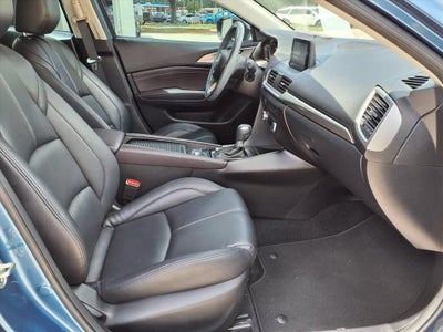 2018 Mazda Mazda3 5-Door Touring