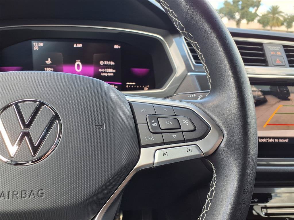 2023 Volkswagen Tiguan SE R-Line Black