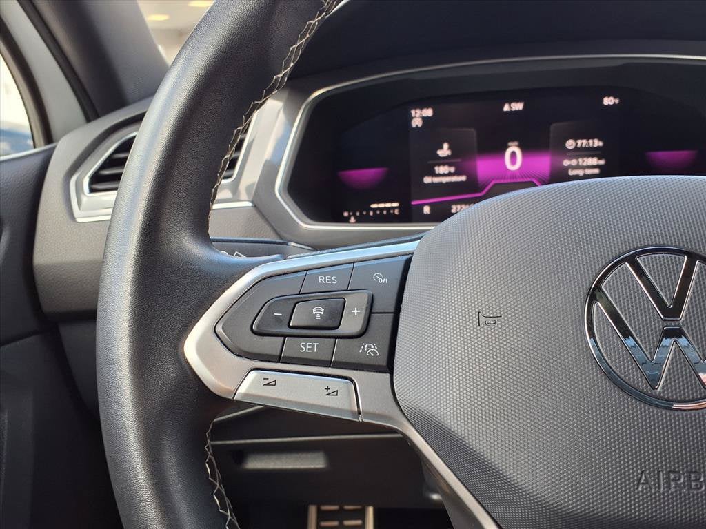2023 Volkswagen Tiguan SE R-Line Black