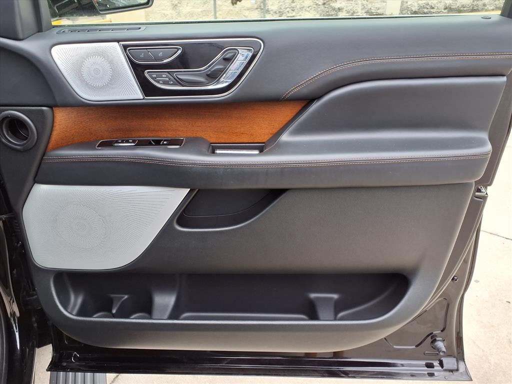 2023 Lincoln Navigator L Black Label