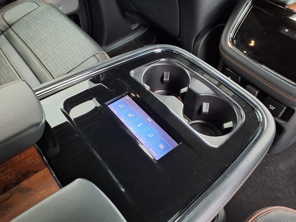 2023 Lincoln Navigator L Black Label