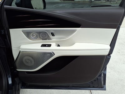 2024 Lincoln Nautilus Black Label