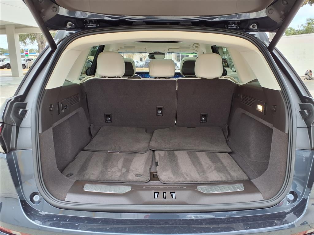 2024 Lincoln Nautilus Black Label