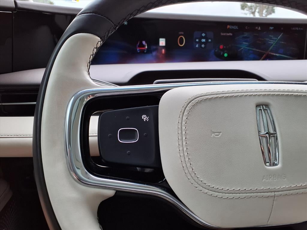 2024 Lincoln Nautilus Black Label