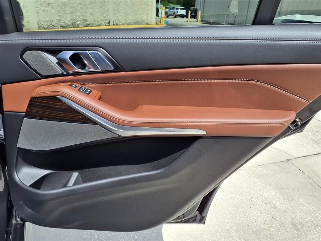 2026 BMW X7 40i - Photo 12