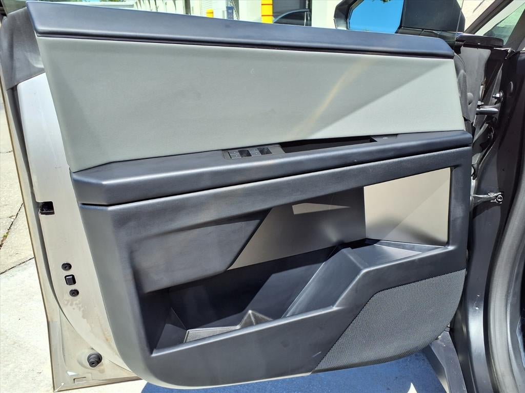 2025 Tesla Cybertruck NA