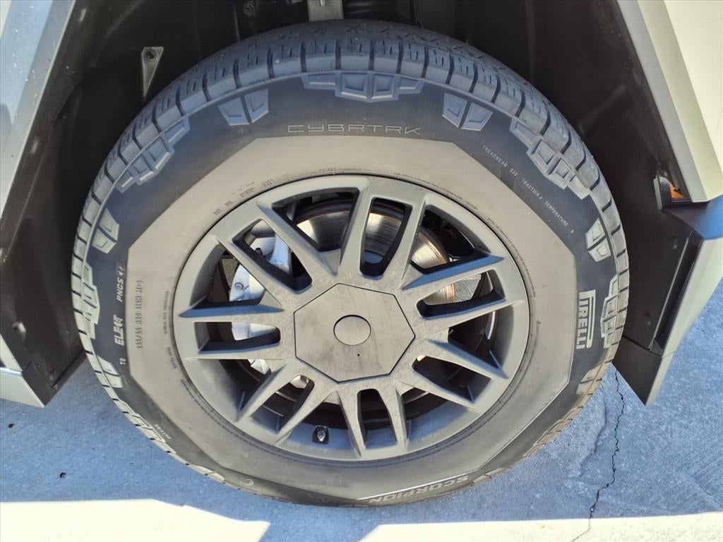 2025 Tesla Cybertruck NA
