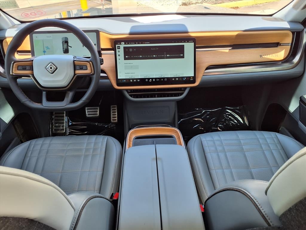 2025 Rivian R1S Ascend - Photo 16