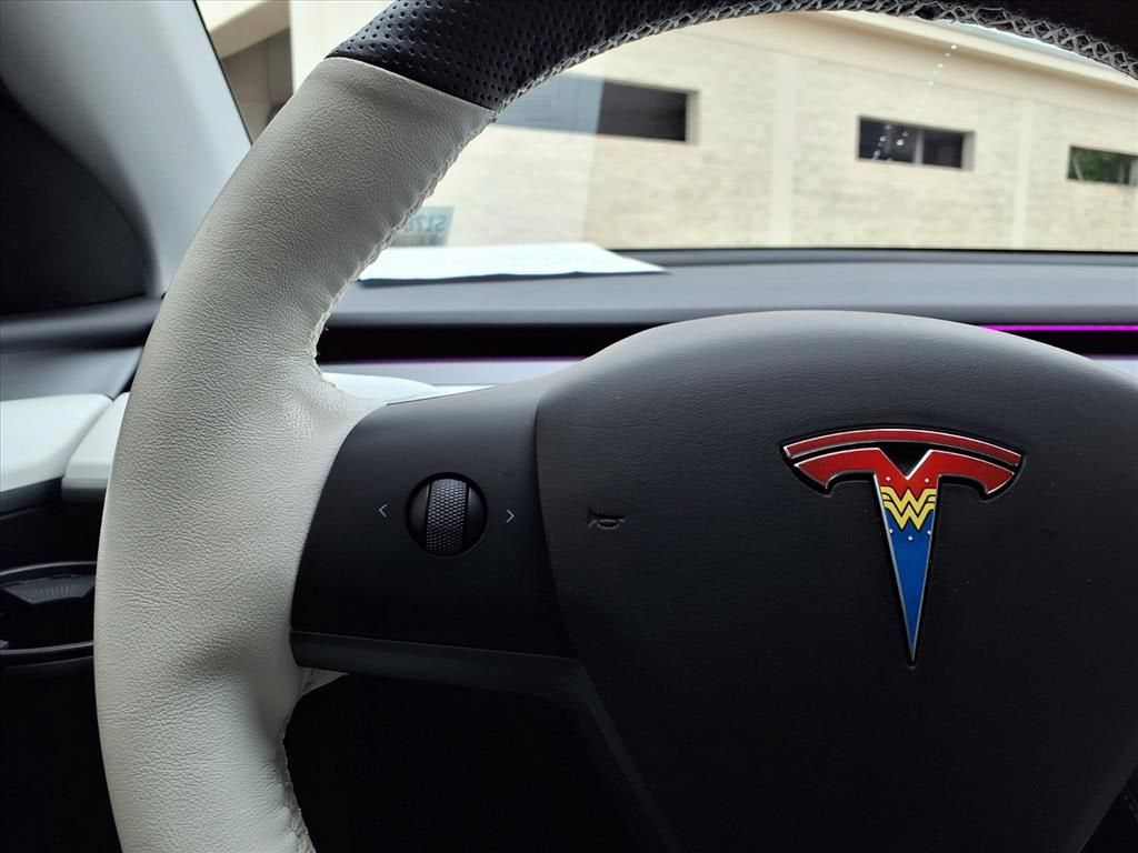 2023 Tesla Model Y NA