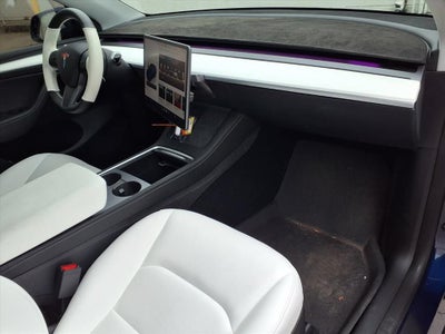 2023 Tesla Model Y Base