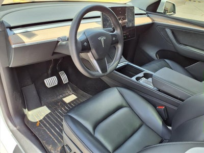 2024 Tesla Model Y Performance