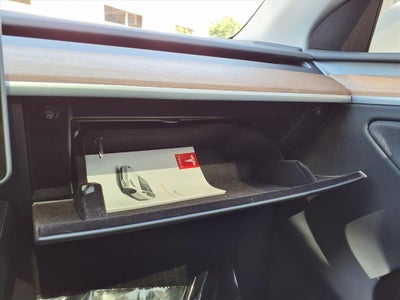 2024 Tesla Model Y Performance