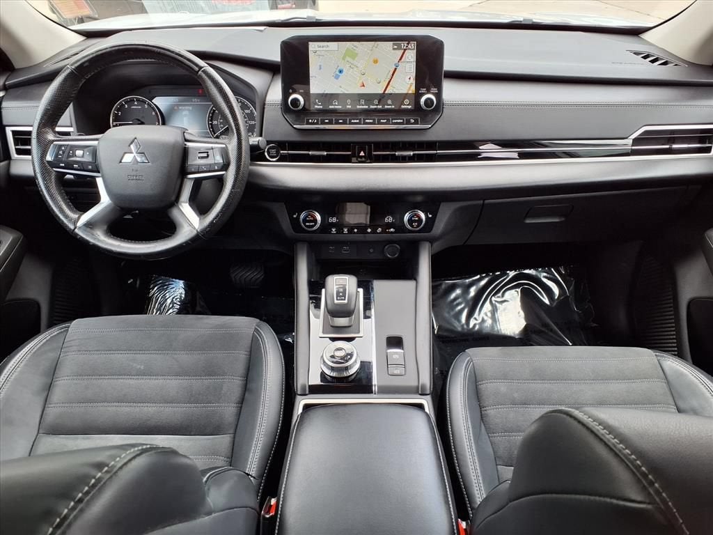 2022 Mitsubishi Outlander SE