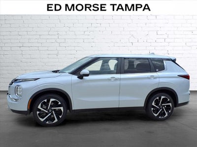 2022 Mitsubishi Outlander SE