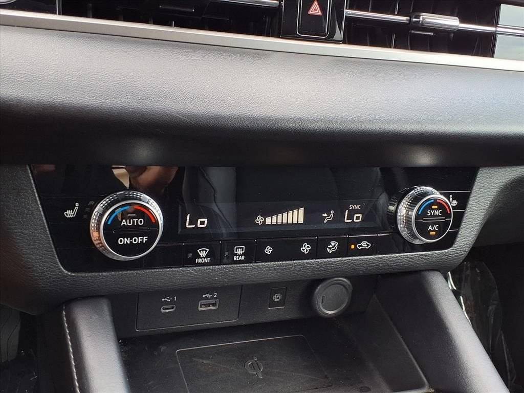 2024 Mitsubishi Outlander SE - Photo 22