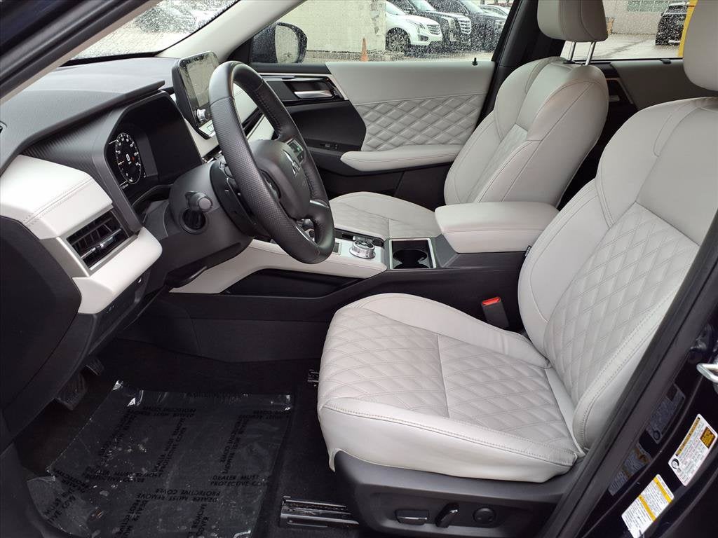 2024 Mitsubishi Outlander SEL - Photo 19