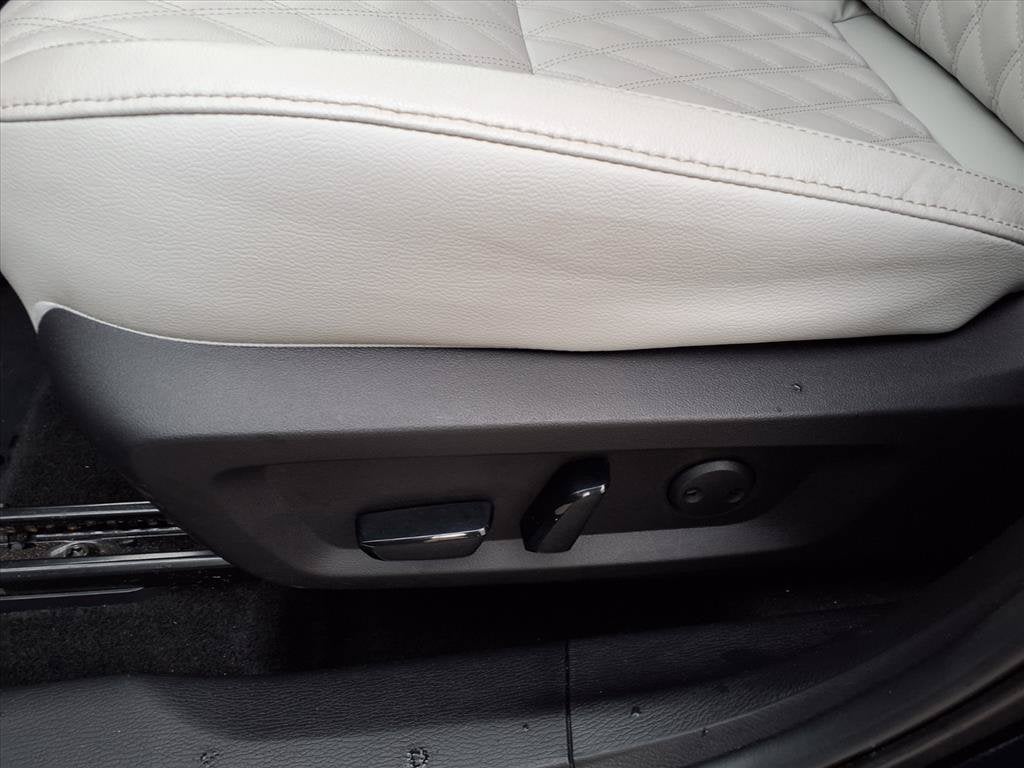 2024 Mitsubishi Outlander SEL - Photo 21