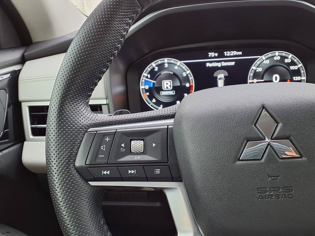 2024 Mitsubishi Outlander SEL - Photo 28