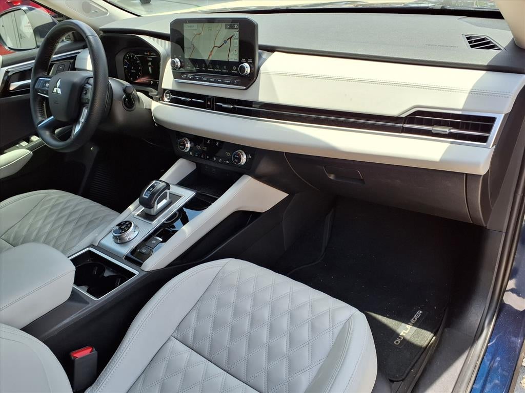 2024 Mitsubishi Outlander SEL