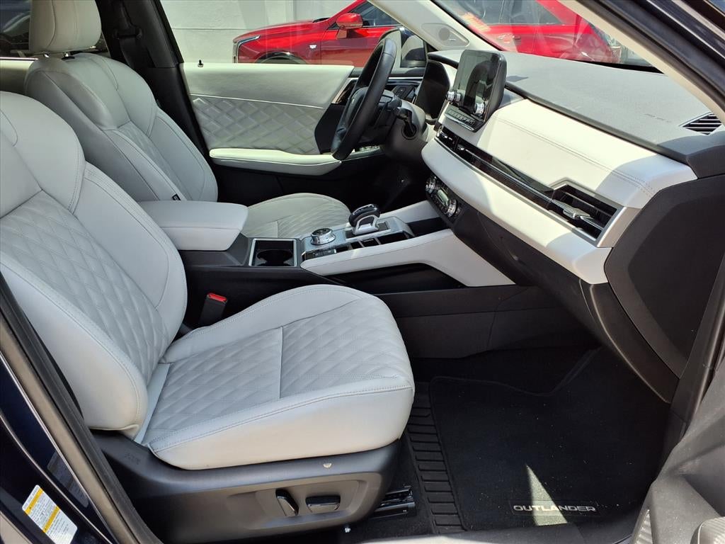 2024 Mitsubishi Outlander SEL