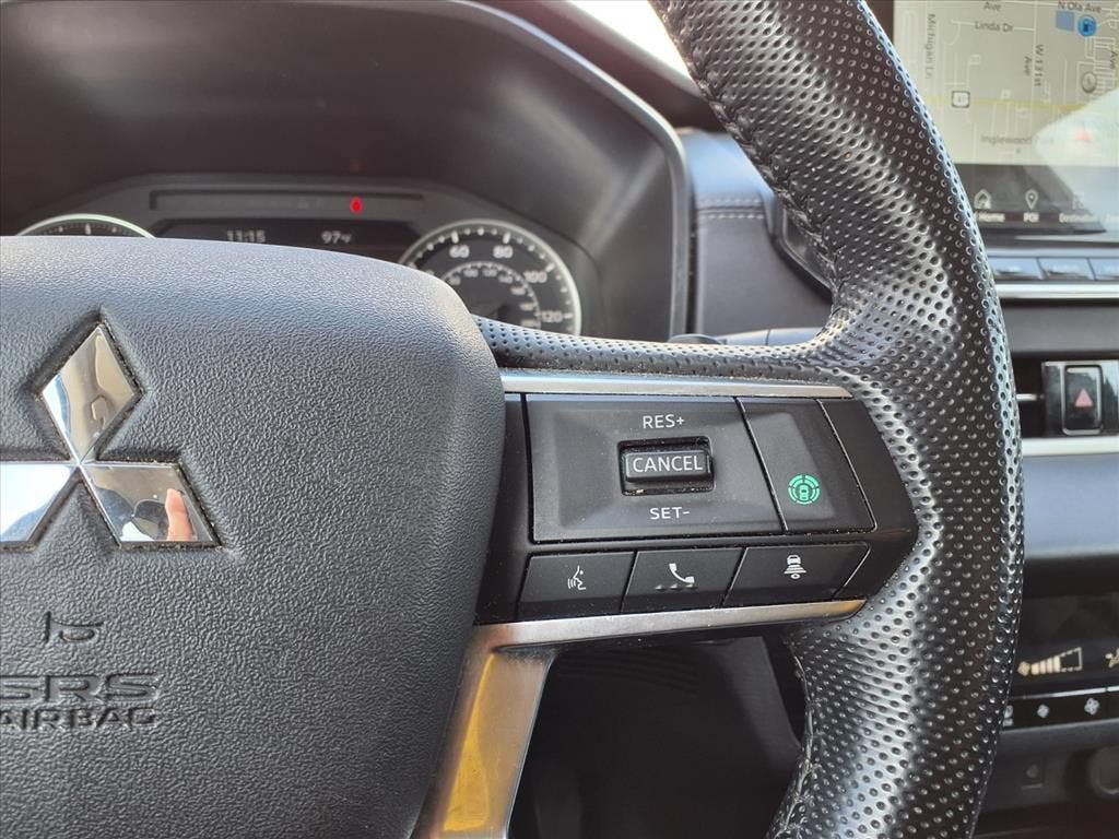 2024 Mitsubishi Outlander SE