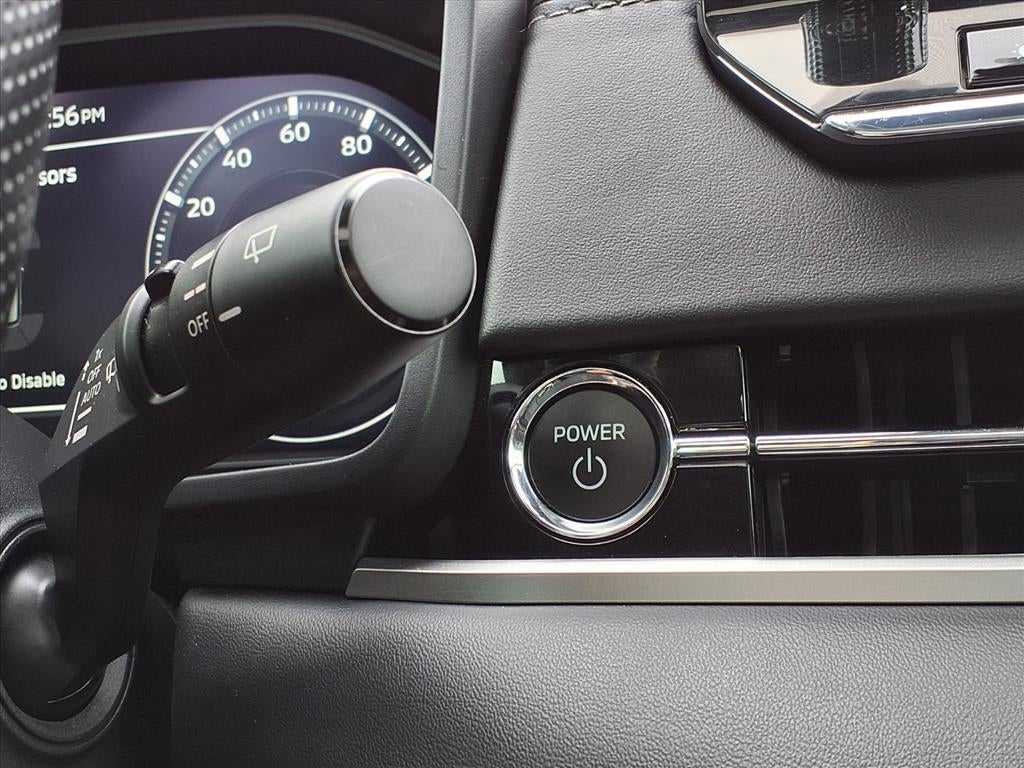 2025 Mitsubishi Outlander Plug-In Hybrid SE
