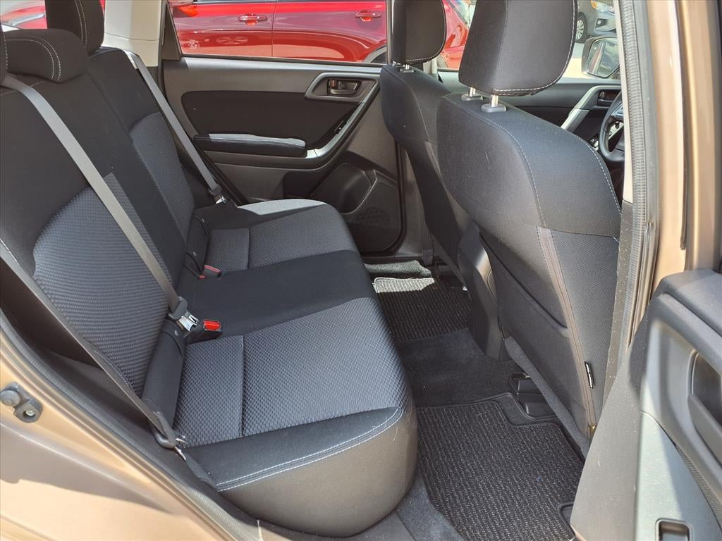 2015 Subaru Forester 2.5i