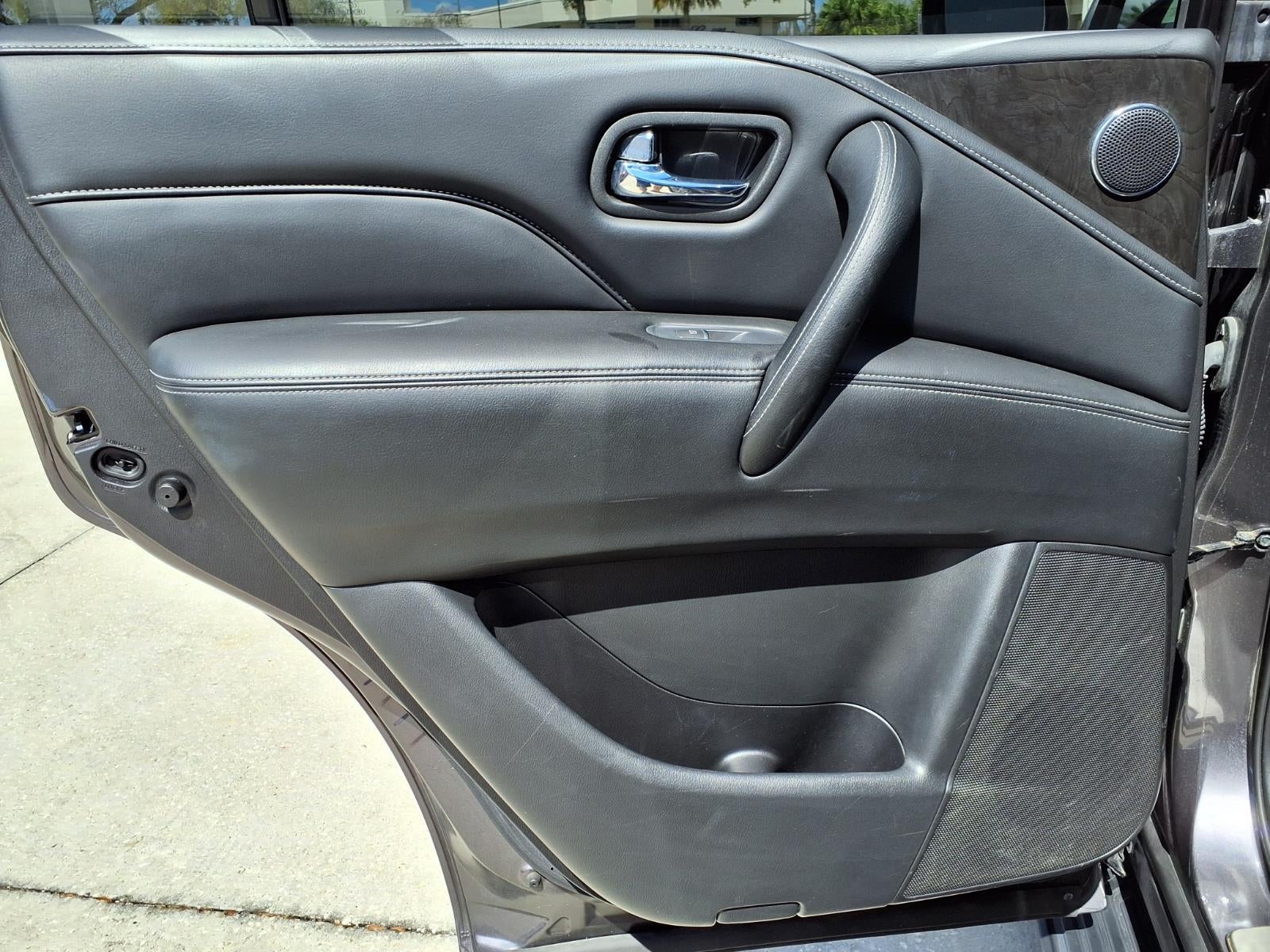 2023 INFINITI QX80 LUXE