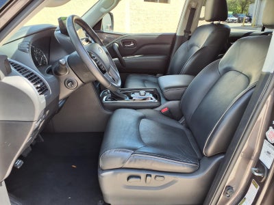 2023 INFINITI QX80 LUXE