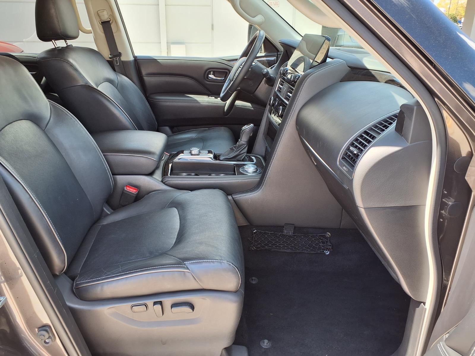 2023 INFINITI QX80 LUXE