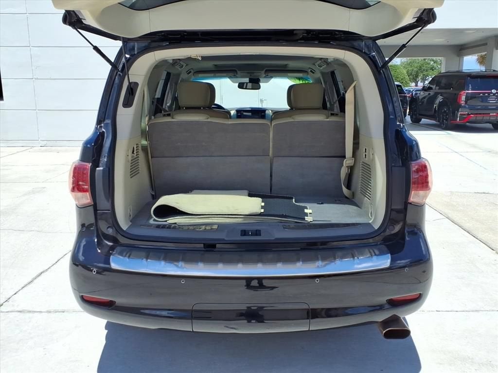 2017 INFINITI QX80 Base