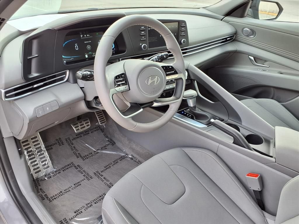 2026 Hyundai Elantra SEL Sport - Photo 18