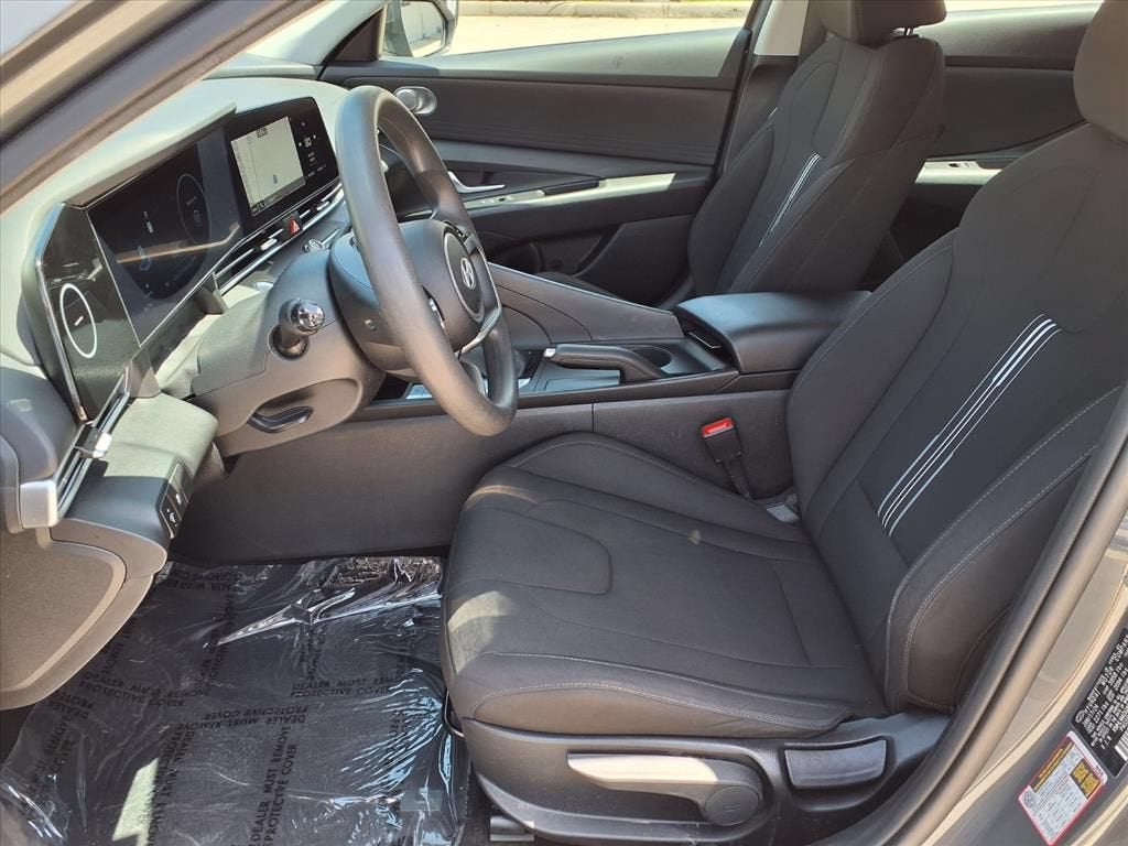2024 Hyundai Elantra SEL - Photo 19