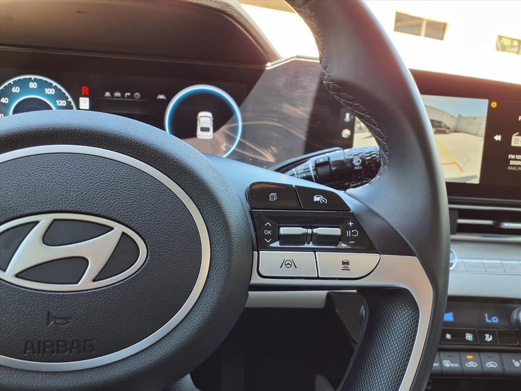 2025 Hyundai Elantra Hybrid Limited