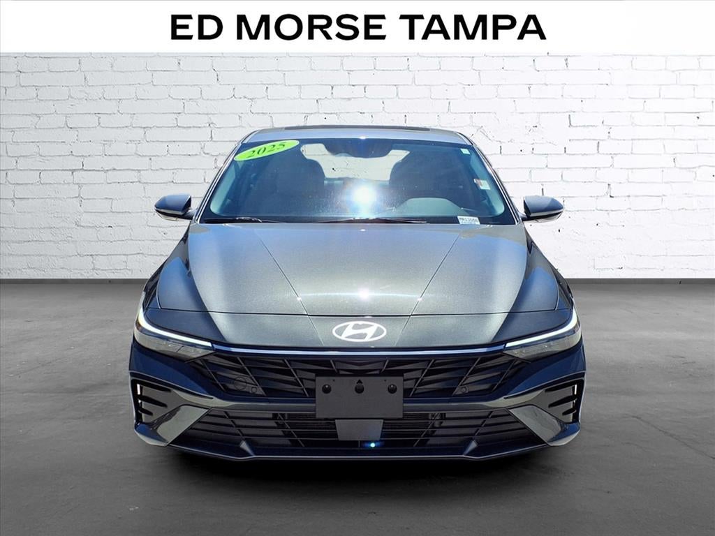 2025 Hyundai Elantra Hybrid Limited