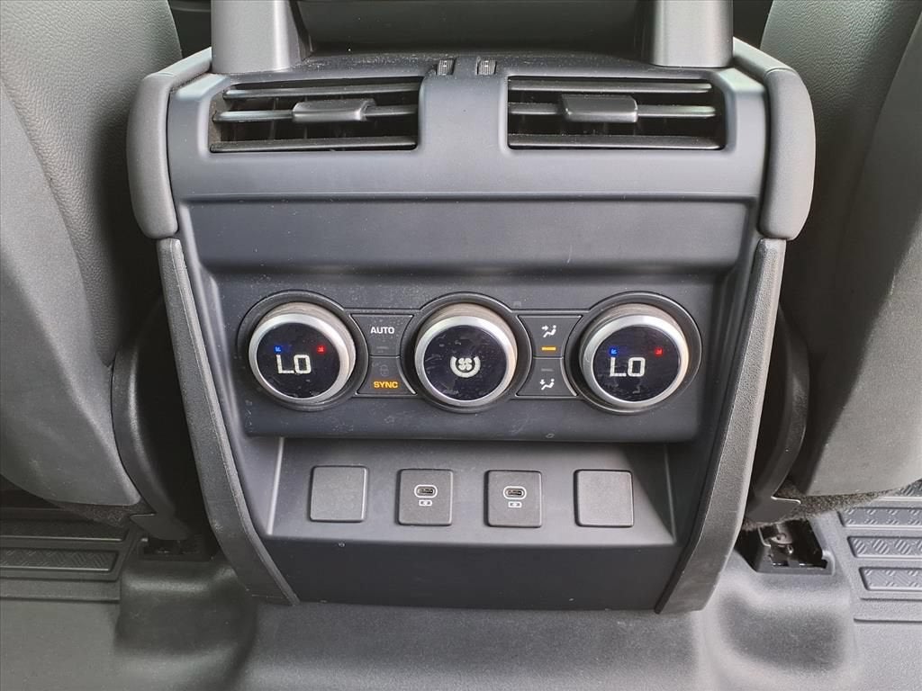 2024 Land Rover Defender S