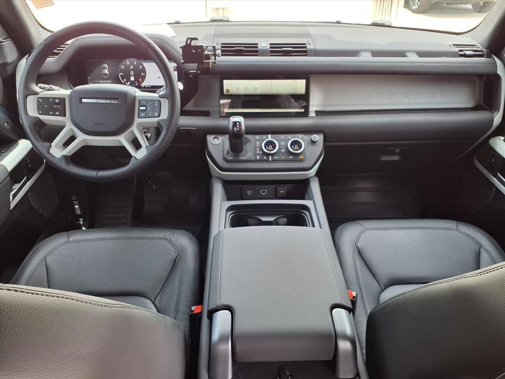 2024 Land Rover Defender S