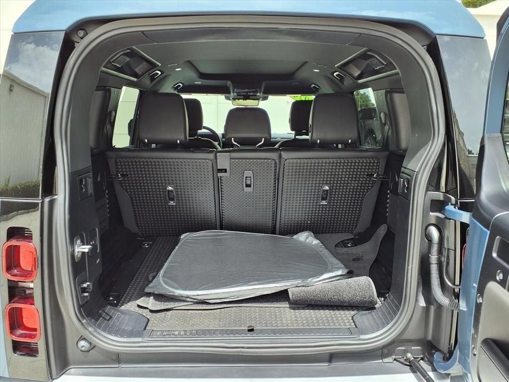 2024 Land Rover Defender S