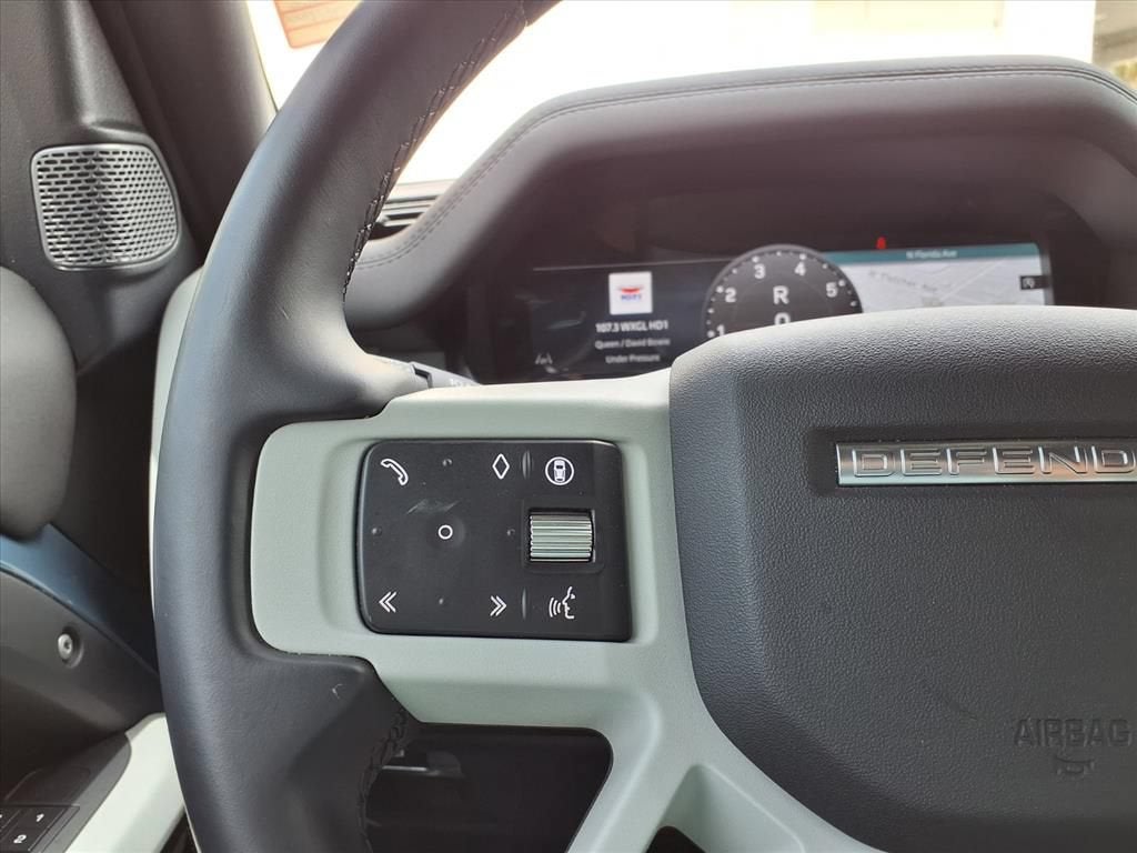 2024 Land Rover Defender S