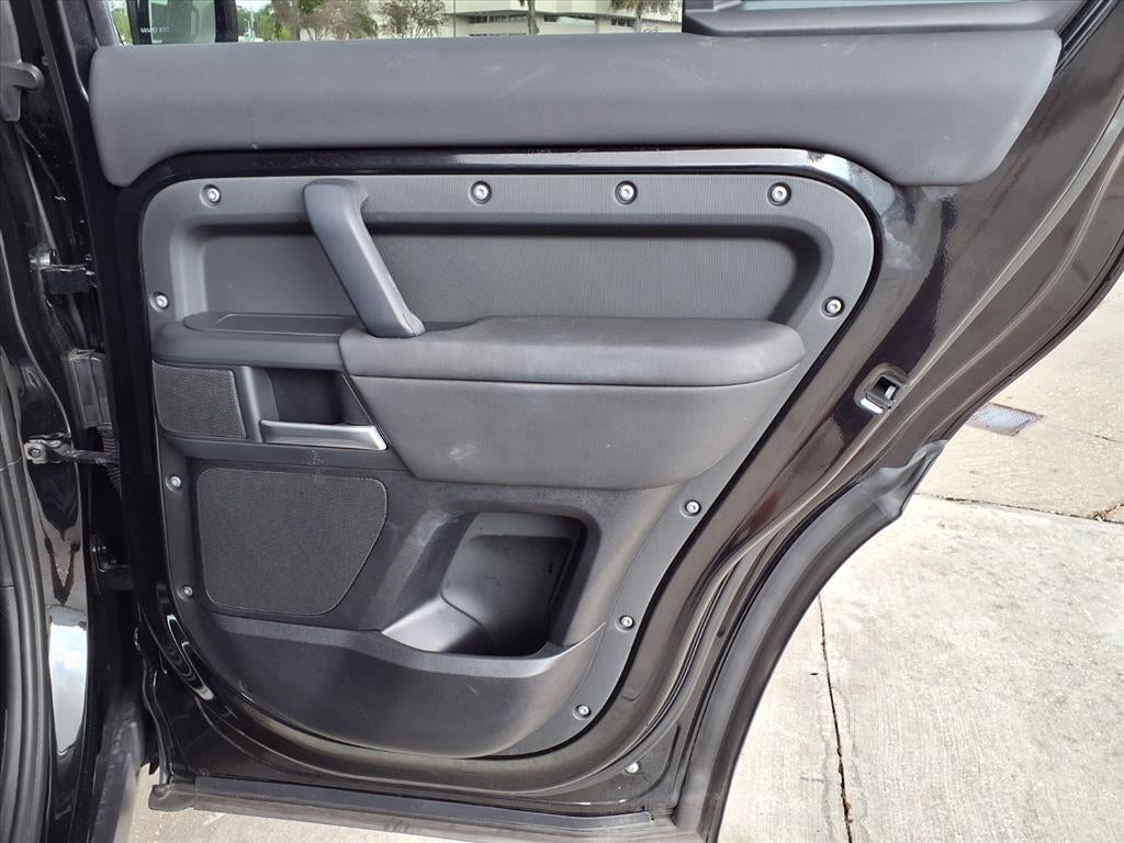 2025 Land Rover Defender S