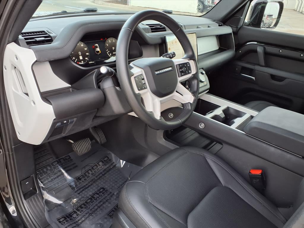 2025 Land Rover Defender S