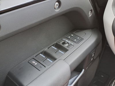 2025 Land Rover Defender S