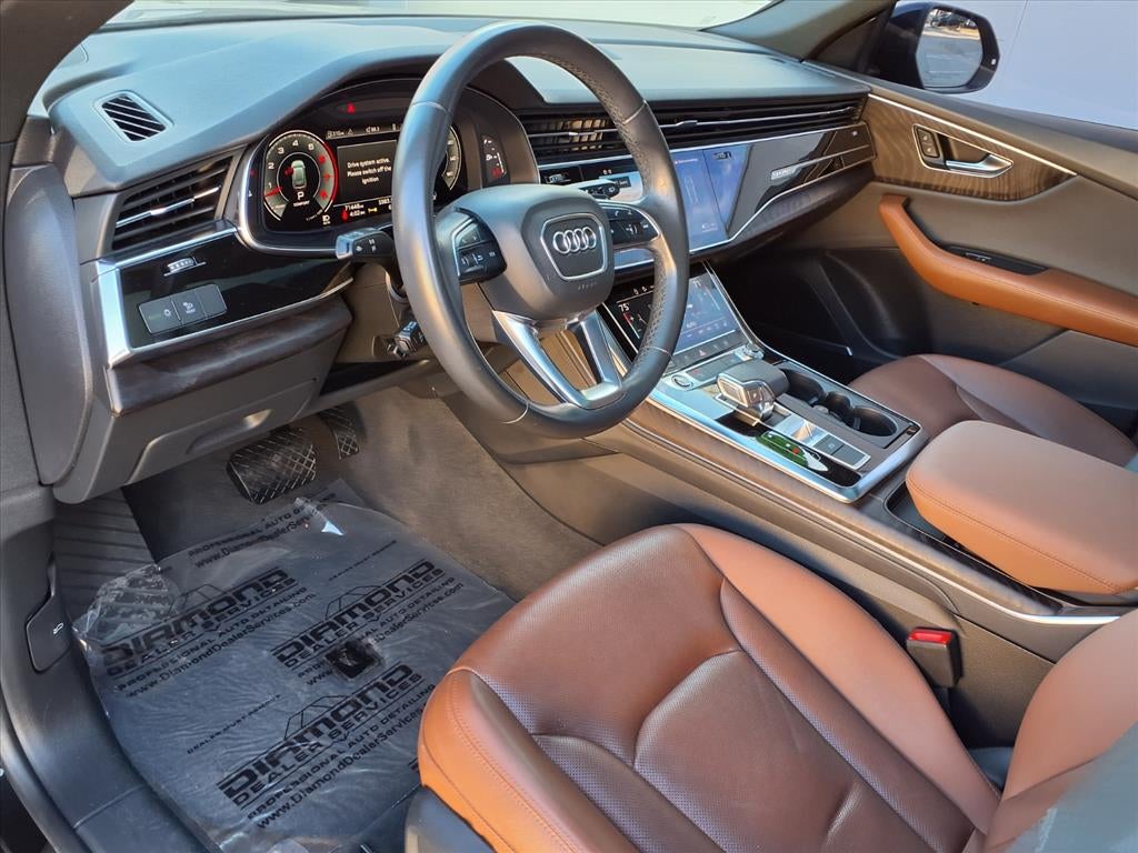 2022 Audi Q8 Premium Plus